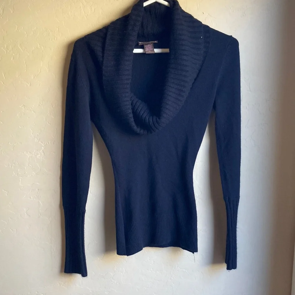Hooked up women’s black cow neck xs sweater - Picture 1 of 7